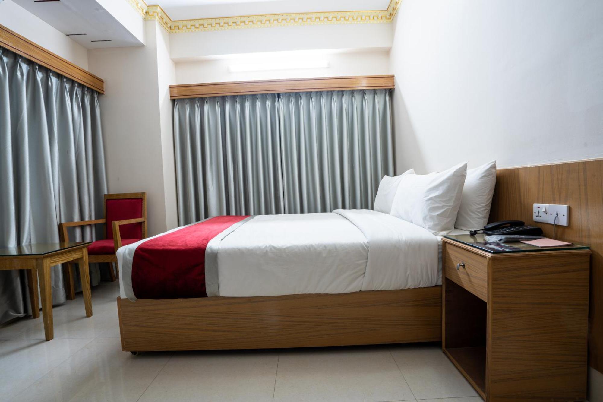 Hotel Safa Residency - Dakka Kültér fotó